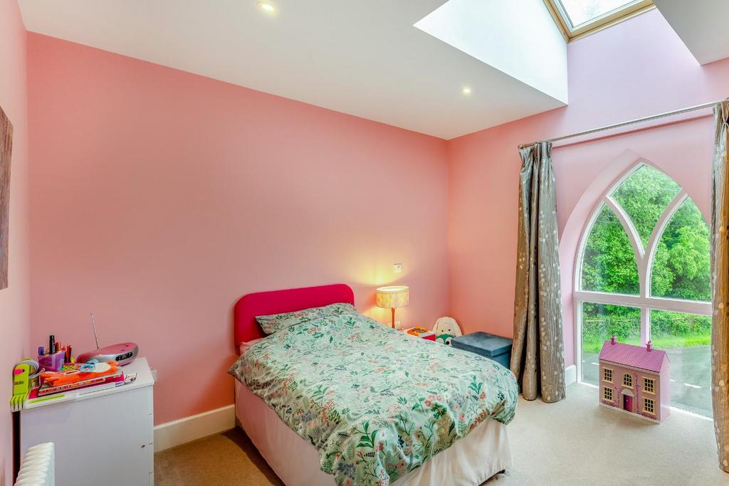 8591703-interior07.jpg