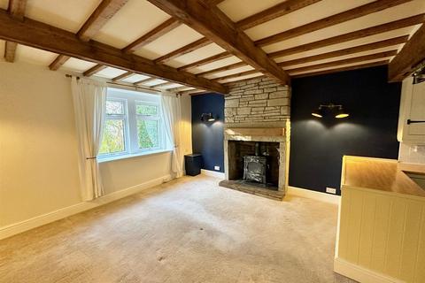 2 bedroom cottage to rent, Lower Skircoat Green, Halifax
