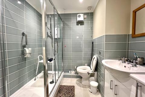undefined, Ashley Gardens, Shalford, Guildford, Surrey, GU4