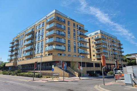 3 bedroom apartment to rent, Mill Pond Road, London DA1