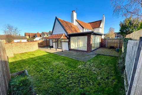 4 bedroom detached house for sale, Bedford Road, Barton-Le-CLay