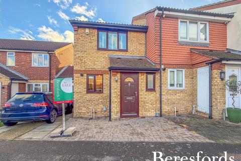 undefined, St. Michaels Close, Aveley, RM15