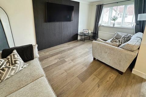 3 bedroom semi-detached house for sale, Toby Court, York YO32