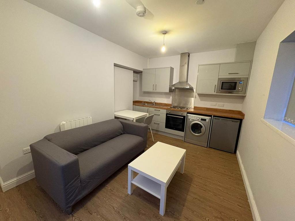 Lounge 19 A