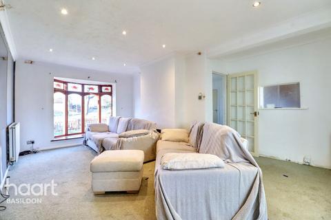 3 bedroom end of terrace house for sale, The Greensted, Basildon