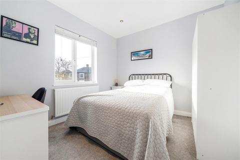 2 bedroom flat for sale, Durban Road, West Norwood, SE27