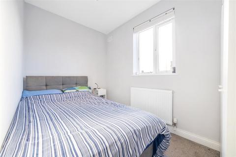 2 bedroom flat for sale, Durban Road, West Norwood, SE27