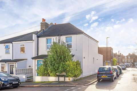 Durban Road, West Norwood, SE27