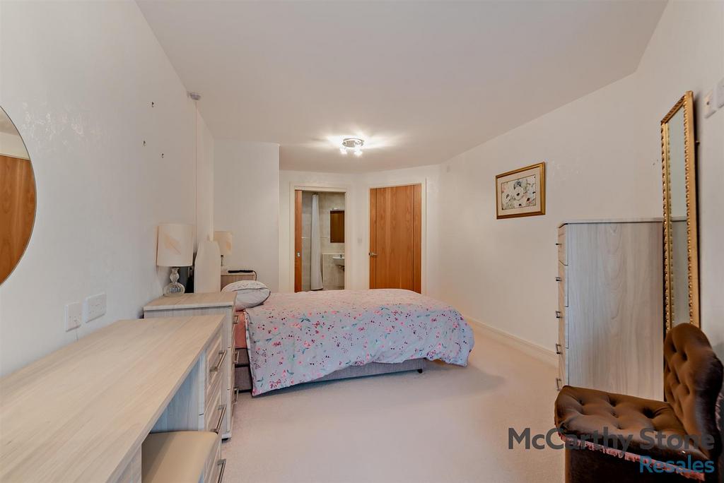 8670556-interior08-800.jpg