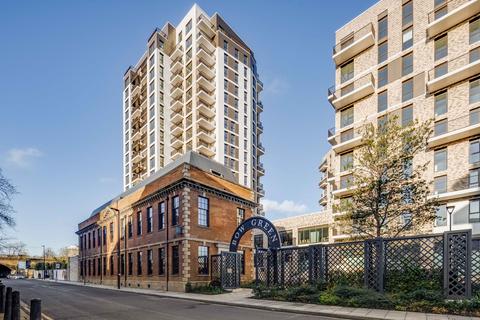 undefined, Bow Common Lane, London, E3