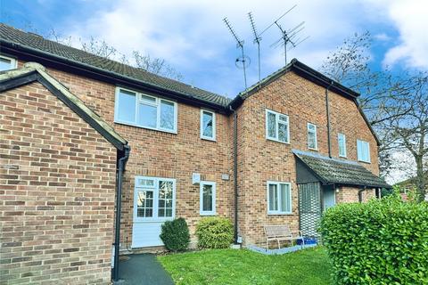 Vesey Close, Farnborough, Hampshire