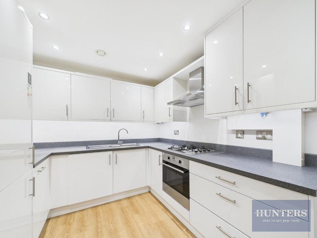 Kitchen / Living Area