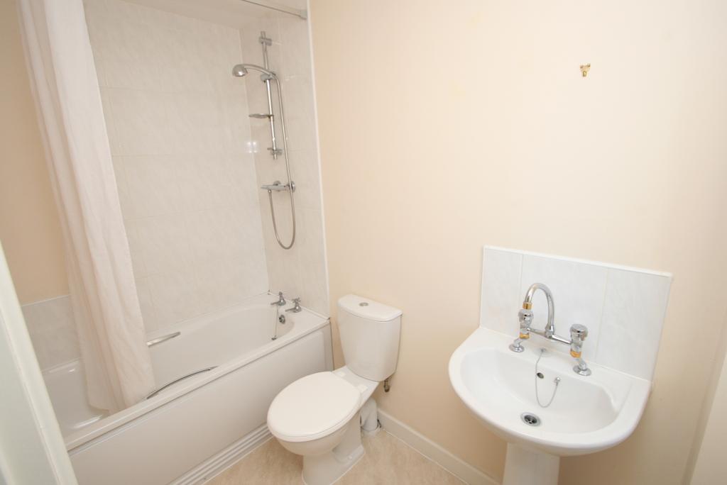 Bathroom.JPG