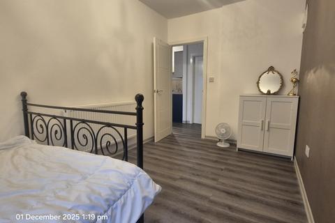 1 bedroom flat to rent, High Street, Kettering NN16