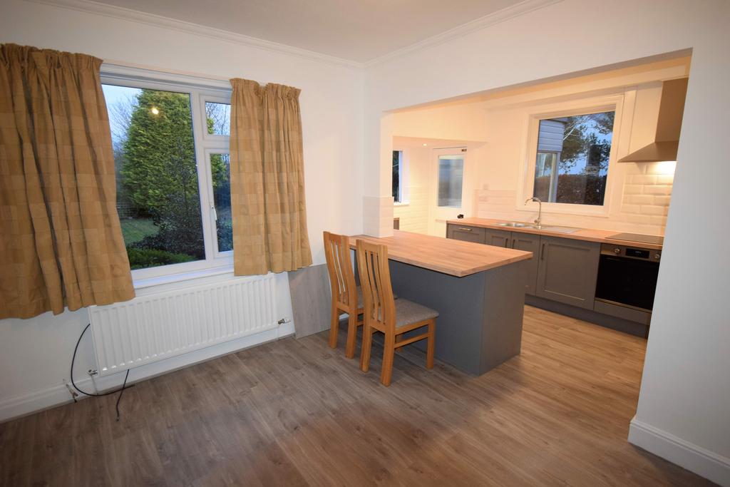 Dining to Kitchen