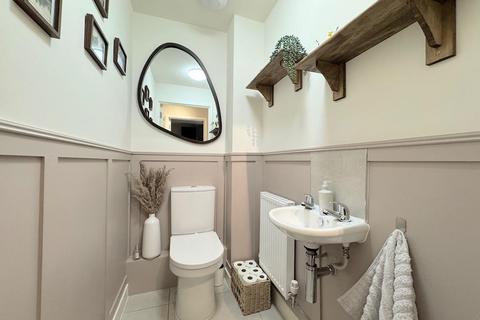 2 bedroom end of terrace house for sale, Laitier Terrace, Brailsford DE6