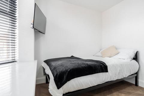 6 bedroom house to rent, Wedgewood Street, Liverpool L7
