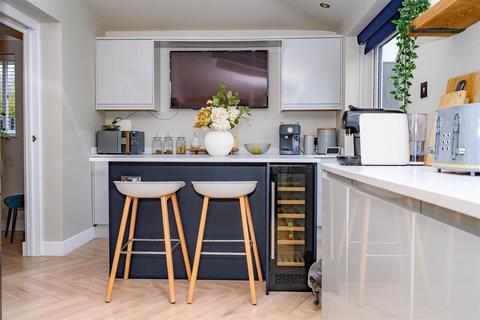 3 bedroom semi-detached house for sale, Harlech Road, Abbots Langley, WD5 0BF
