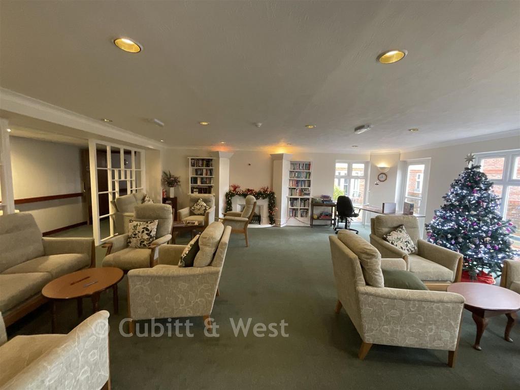 Communal Lounge
