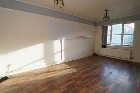 2 bedroom semi-detached house for sale, Cavendish Road, Idle, Bradford