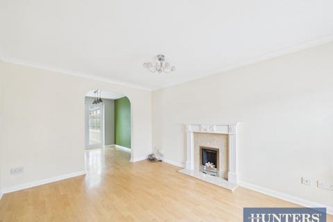 3 bedroom house to rent, Whitefields Close, Beverley