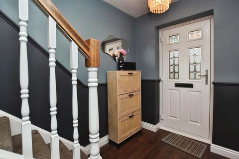 4 bedroom semi-detached house for sale, Elm Avenue, Burstwick HU12