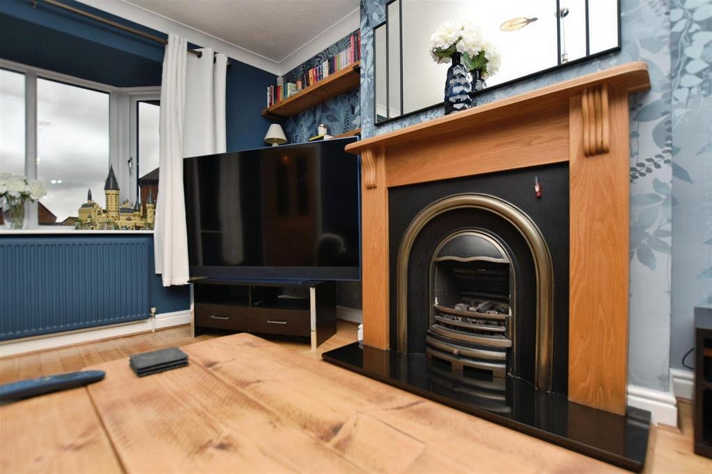 Lounge Feature