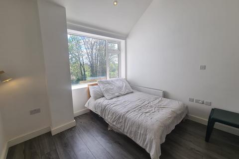 undefined, Parkwood Road TW7