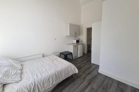 undefined, Parkwood Road TW7