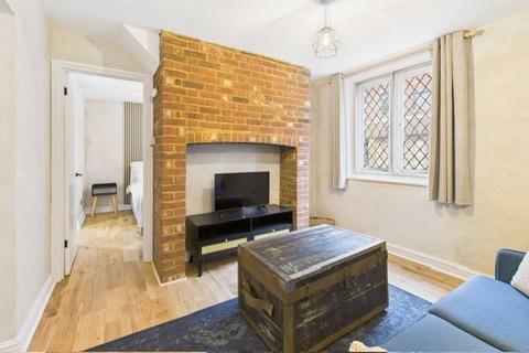 undefined, Dame Alice Street, Bedford, Bedfordshire, MK40