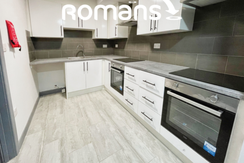 1 bedroom in a house share to rent, Ringwood Road, Tilehurst, Reading, RG30