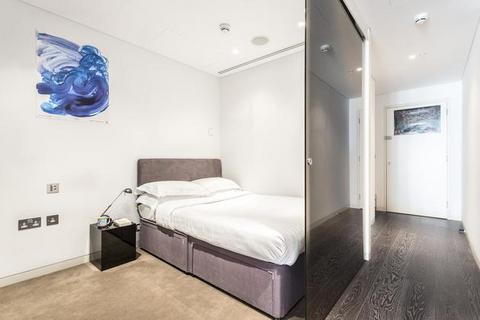 1 bedroom apartment to rent, Strand, London WC2R