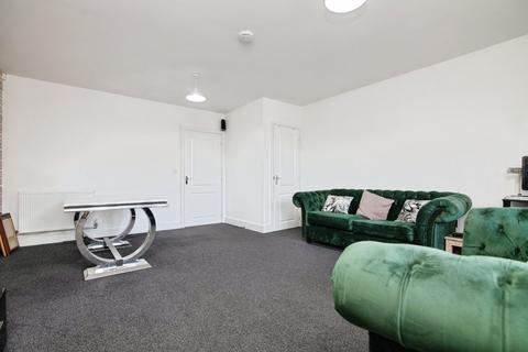 undefined, Nathu Drive, Tipton DY4