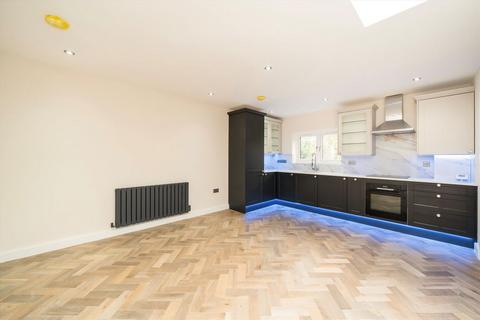 undefined, The Avenue, London NW6