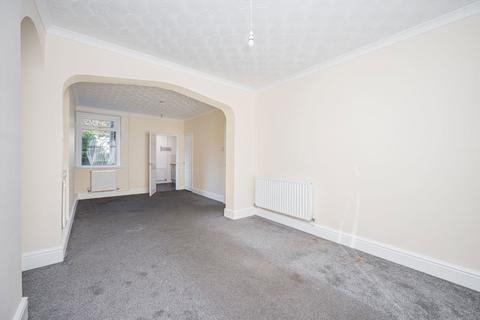 2 bedroom end of terrace house for sale, Park Crescent, Abergavenny, Monmouthshire