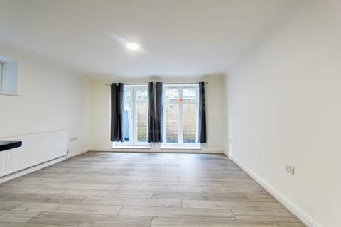 undefined, Avondale Road, South Croydon, CR2