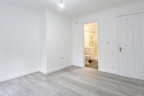 undefined, Avondale Road, South Croydon, CR2