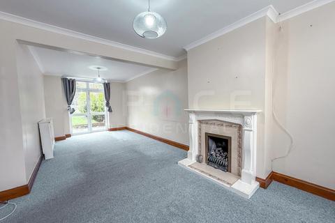 4 bedroom semi-detached house for sale, 4 Double Bedroom House in Edgware HA8