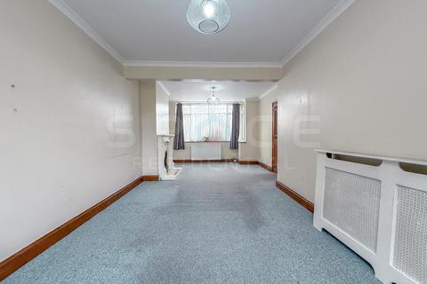 4 bedroom semi-detached house for sale, 4 Double Bedroom House in Edgware HA8