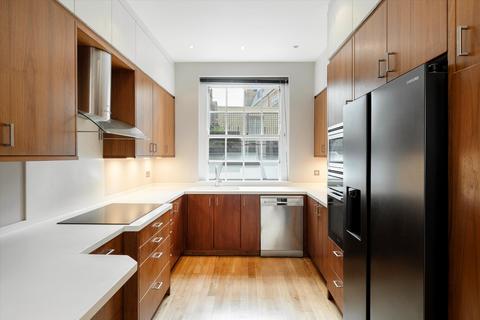 4 bedroom terraced house for sale, Sydney Street, London, SW3