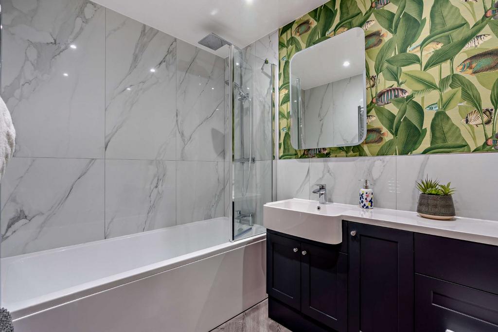 Ensuite Bathroom