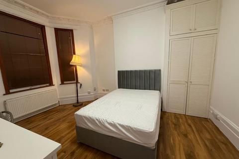 undefined, 24 Shenley Road London SE5 8NN
