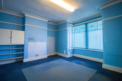 undefined, 3-Bed End-Terraced House to Let on Blackpool Road, Preston