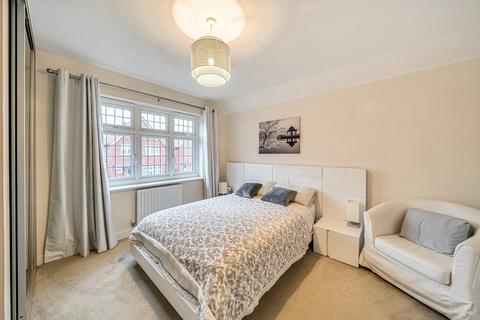 3 bedroom detached house for sale, Meadowsweet Road, Gloucestershire GL53