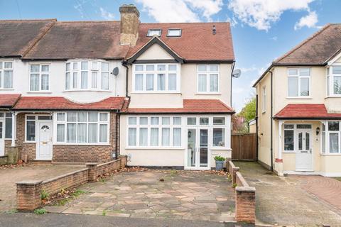 Bridgewood Road, Worcester Park