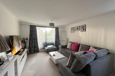 2 bedroom apartment to rent, Belle Vue Road, Poole,