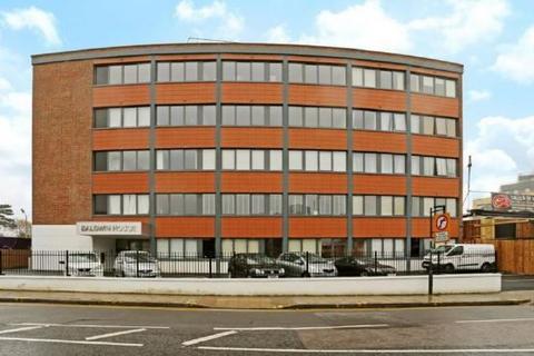 2 bedroom flat to rent, Harrow HA1