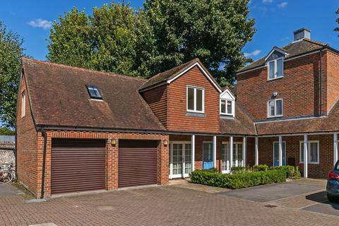 Albion Place, Winchester, SO23