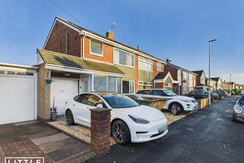 Mossdale Drive, Rainhill, L35