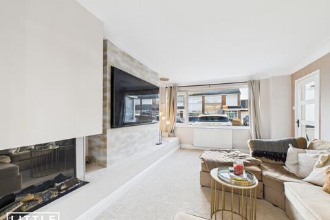 3 bedroom semi-detached house for sale, Mossdale Drive, Rainhill, L35
